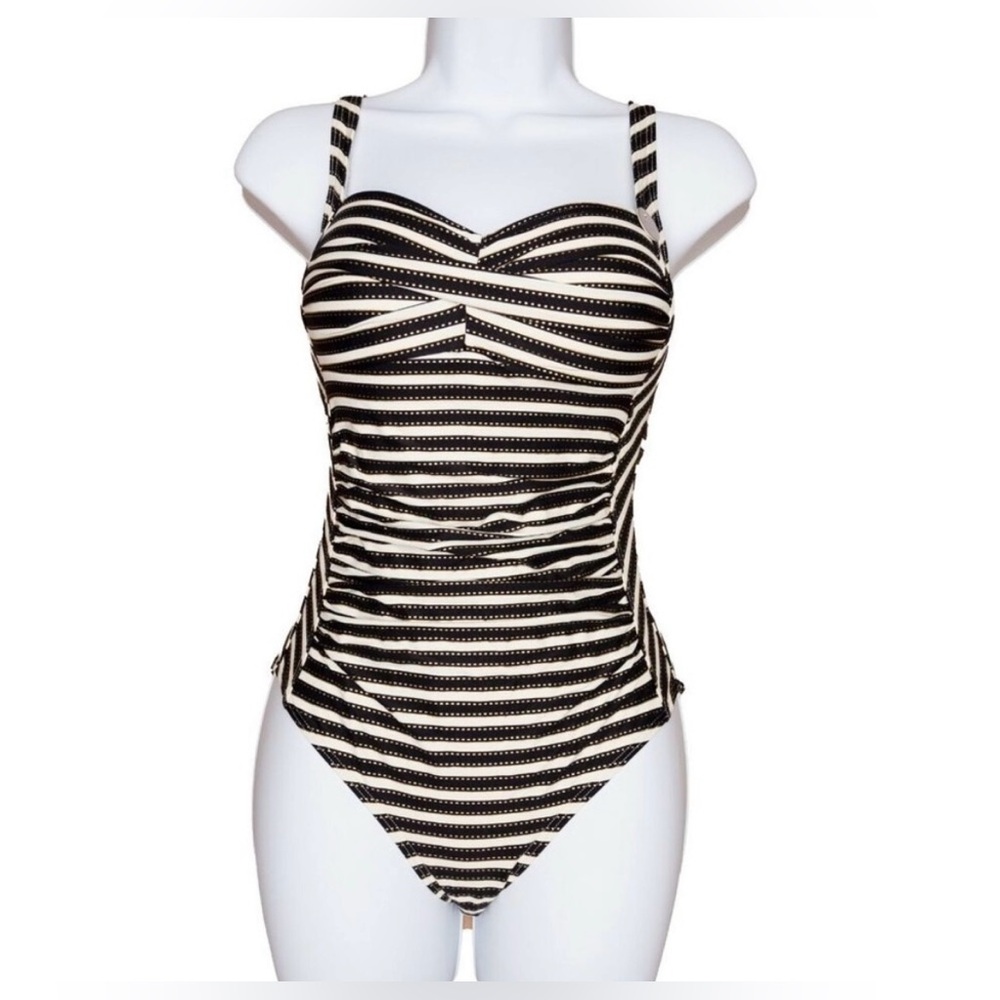 Nip tuck‎ woman black cream and gold one piece tummy control swimsuit size 6